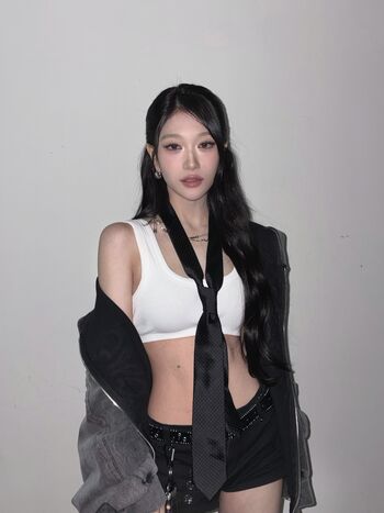 Full leaked Womenk pop private onlyfans photo