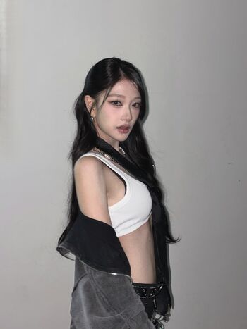 Full leaked Womenk pop private onlyfans photo